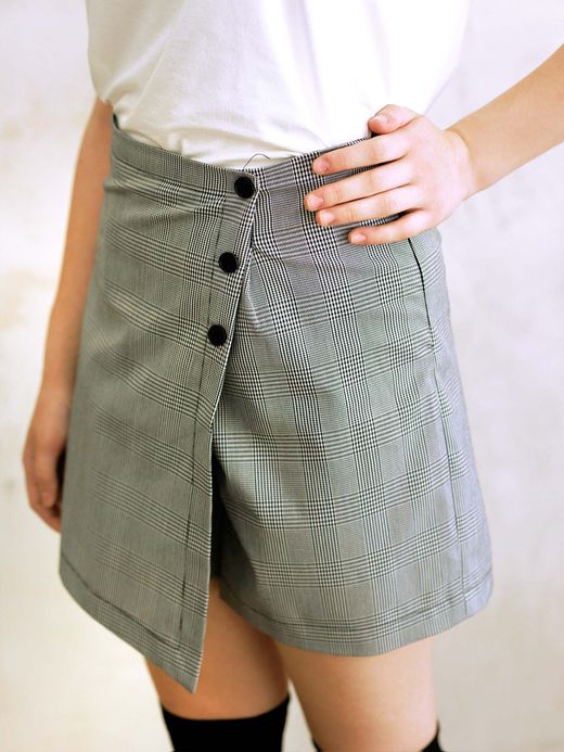  Skirt-shorts (7-12 years) ( Gri 7 ani / 122 cm)