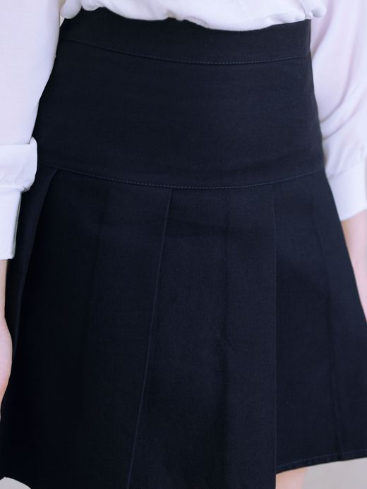  Pleated skirt (10-12 years) ( Albastru închis 10 ani / 140 cm)